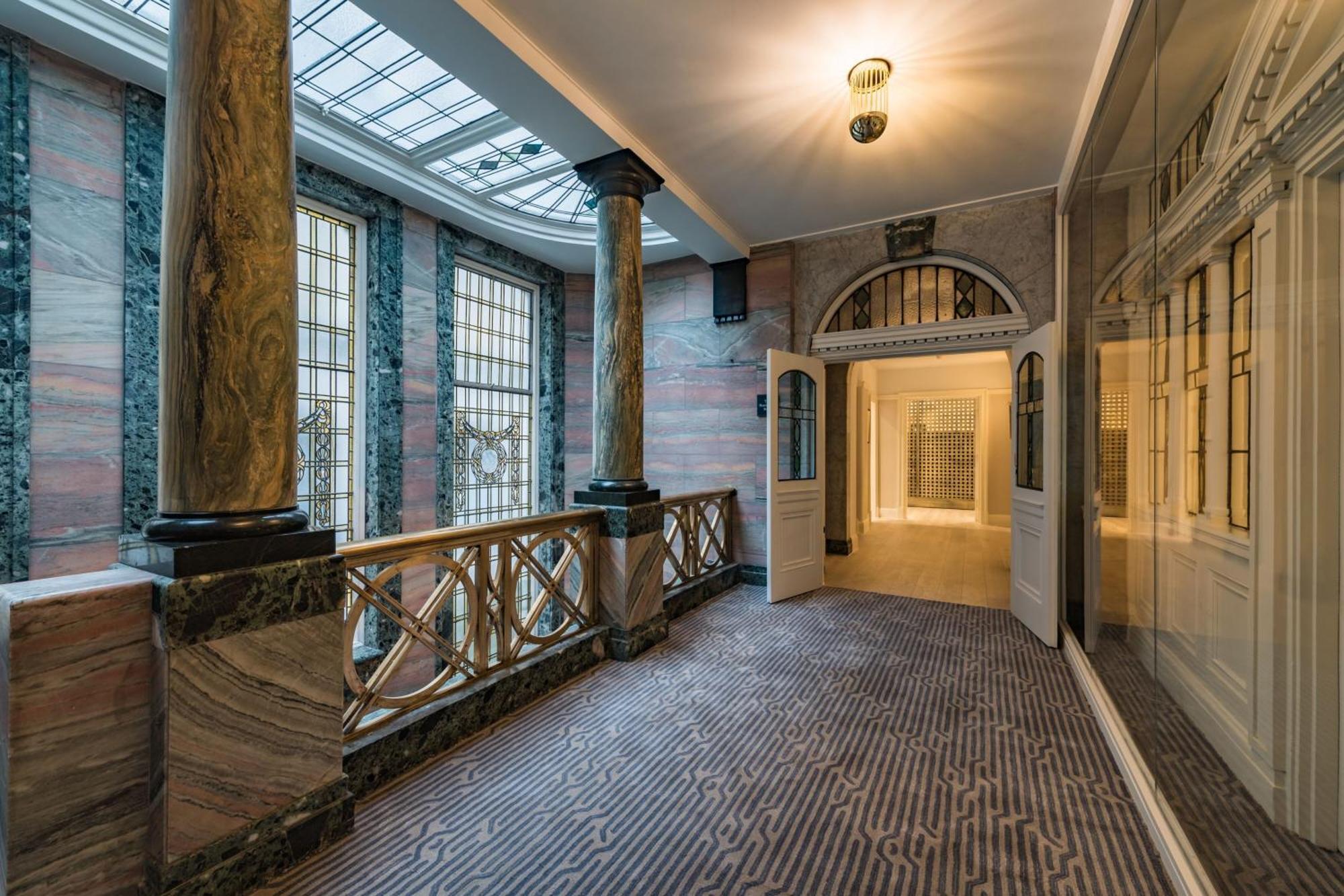 Stock Exchange Hotel, Manchester, Autograph Collection Экстерьер фото The interior of the National Museum of Scotland